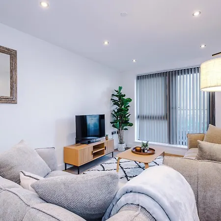 Centre 2 Bed Pool Table Parking Appartement