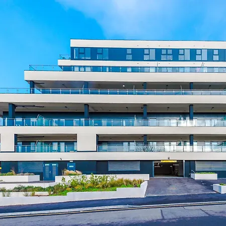 Centre 2 Bed Pool Table Parking Appartement