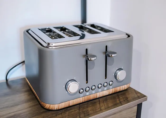 Апартаменты Centre 2 Bed Pool Table Parking