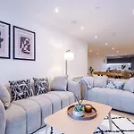Centre 2 Bed Pool Table Parking Apartamento