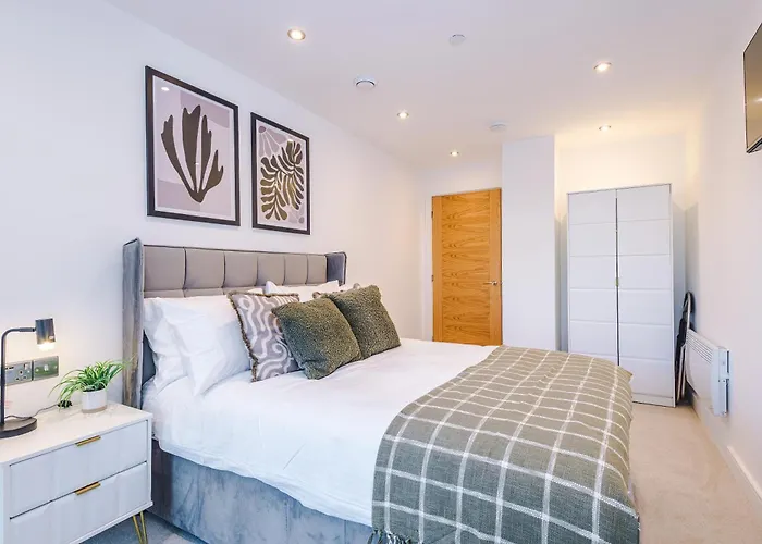 Lägenhet Centre 2 Bed Pool Table Parking